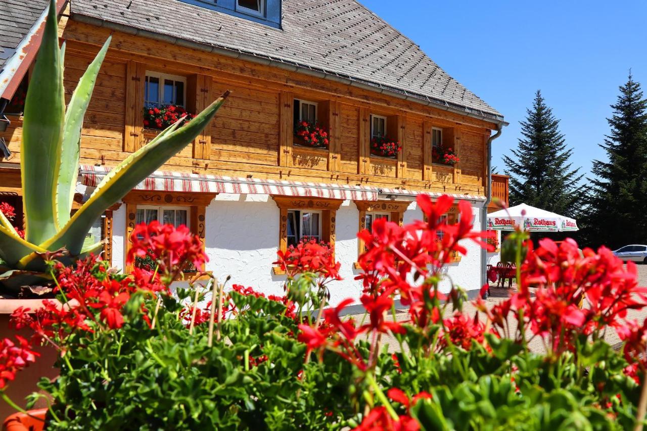 Hoehenpension Glashuette Bed&Breakfast Fruehstueckspension Hotel Garni Бонндорф-ім-Шварцвальд Екстер'єр фото