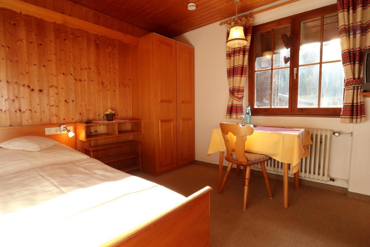 Hoehenpension Glashuette Bed&Breakfast Fruehstueckspension Hotel Garni Бонндорф-ім-Шварцвальд Екстер'єр фото